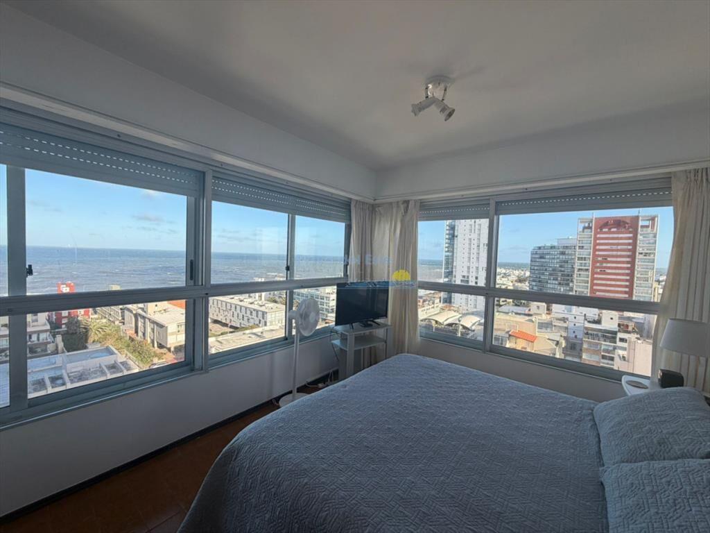 Apartamento de 3 dormitorios en alquiler temporal