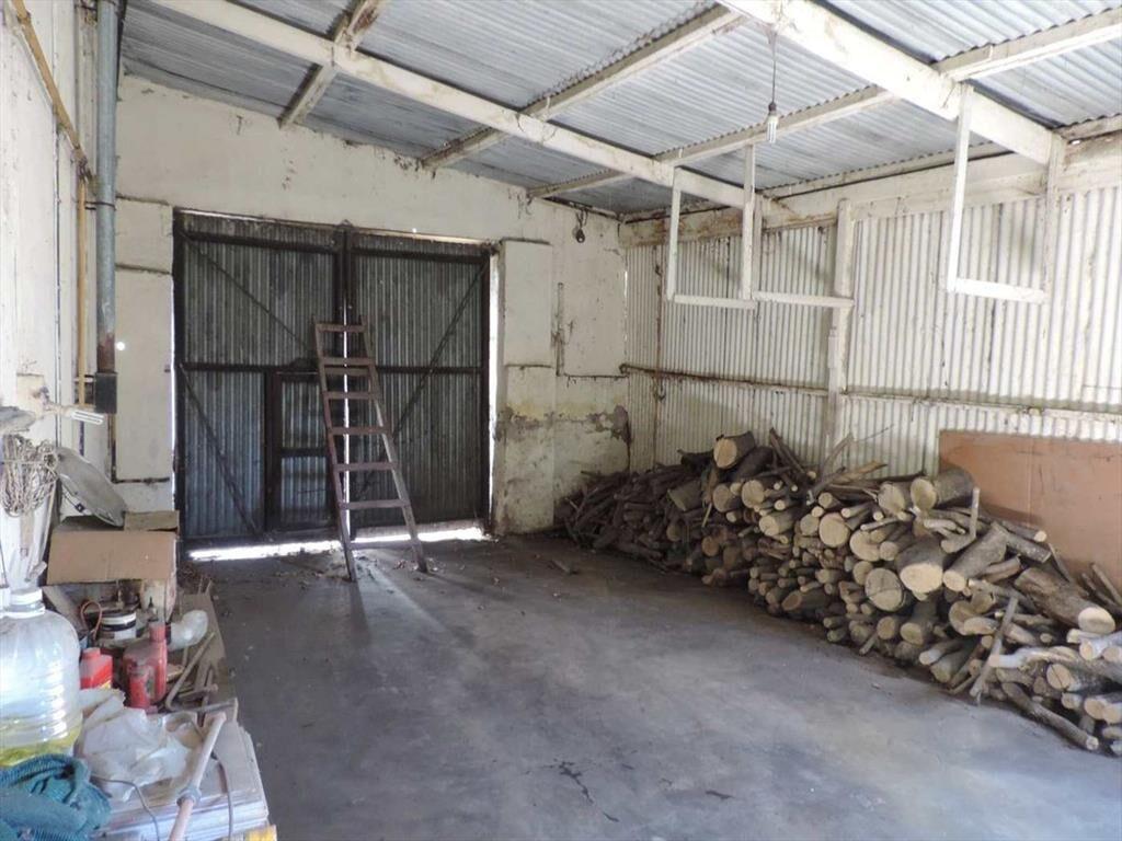 Casa céntrica gran terreno, ideal para desarrollo