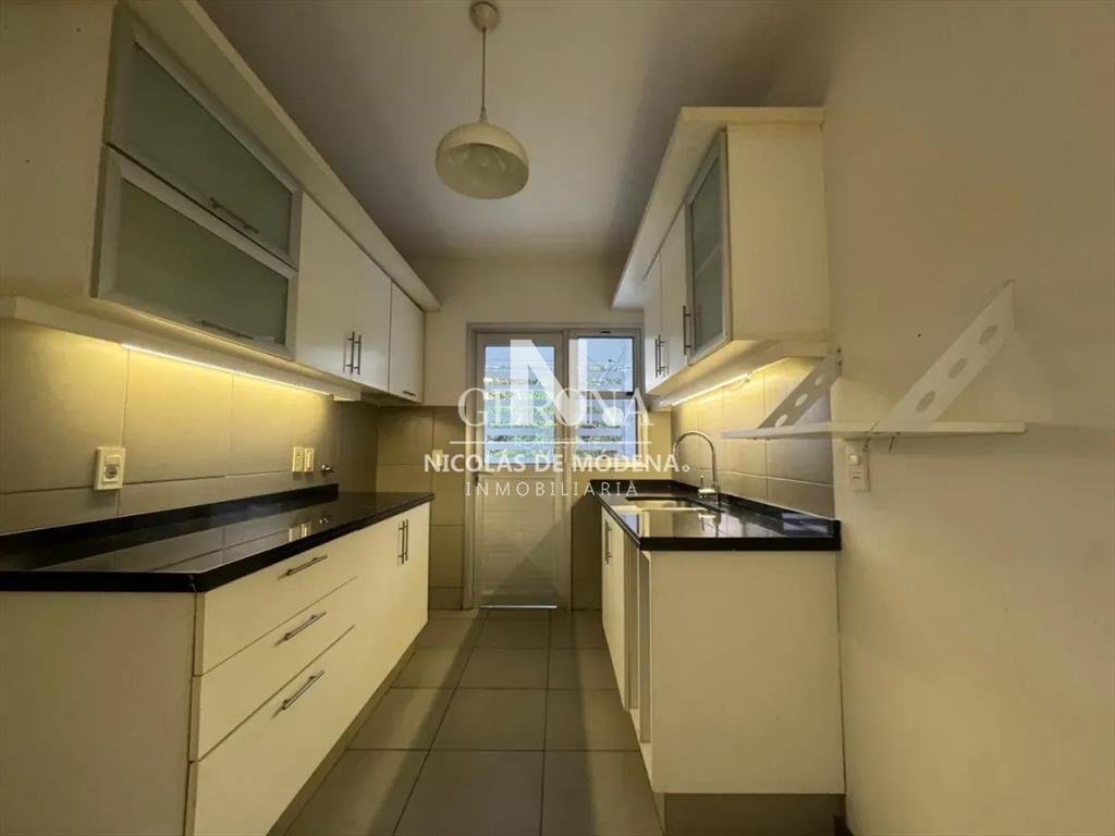 Venta Apartamento de 3 Dormitorios Con Jardin y
