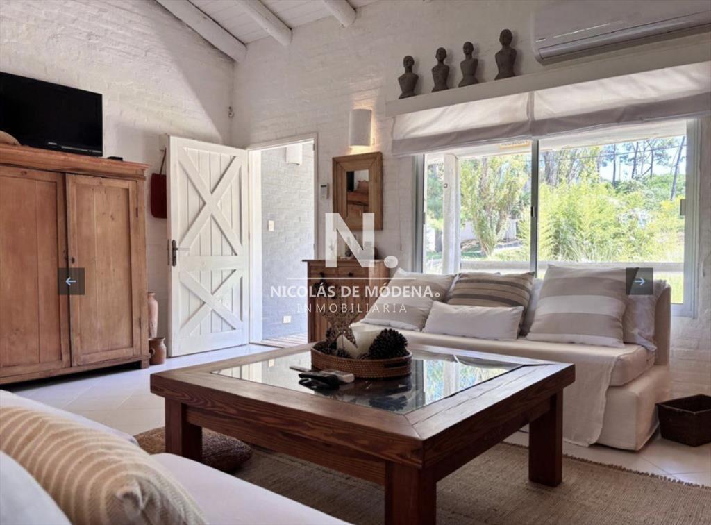 Alquiler casa tres dormitorios Montoya Punta del Este