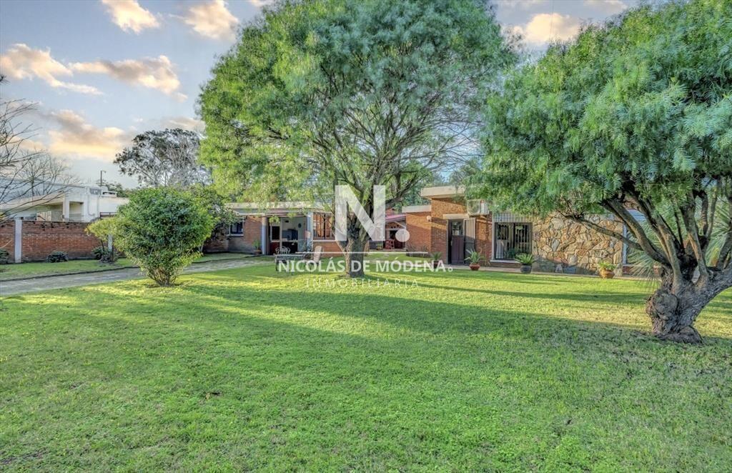 Vende impecable casa de 3 dormitorios en San del