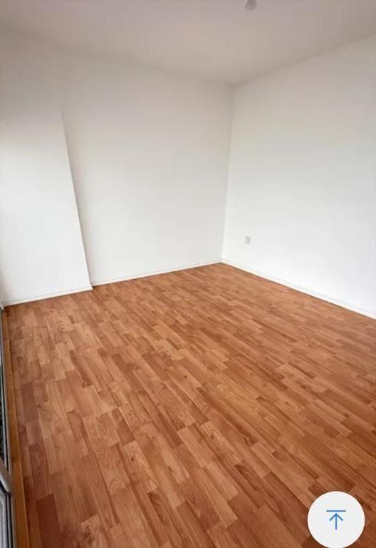 Alquiler Apartamento tres dormitorios dos baños con Vista a