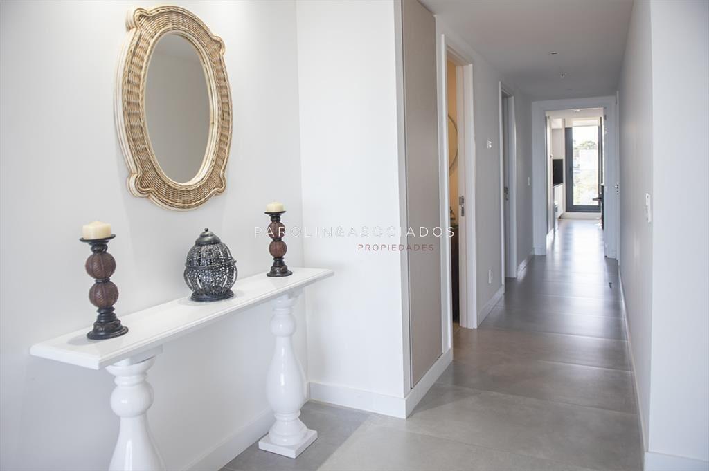Apartamento en venta frente al mar con vista a la