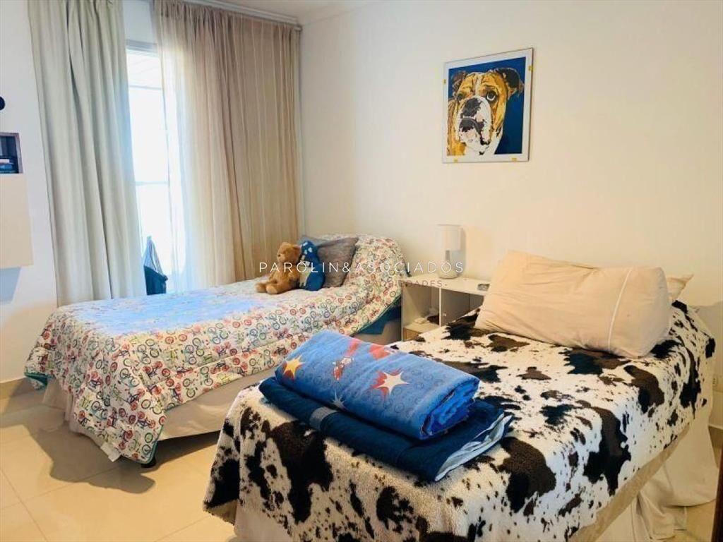 Apartamento en venta de 2 dormitorios en Miami
