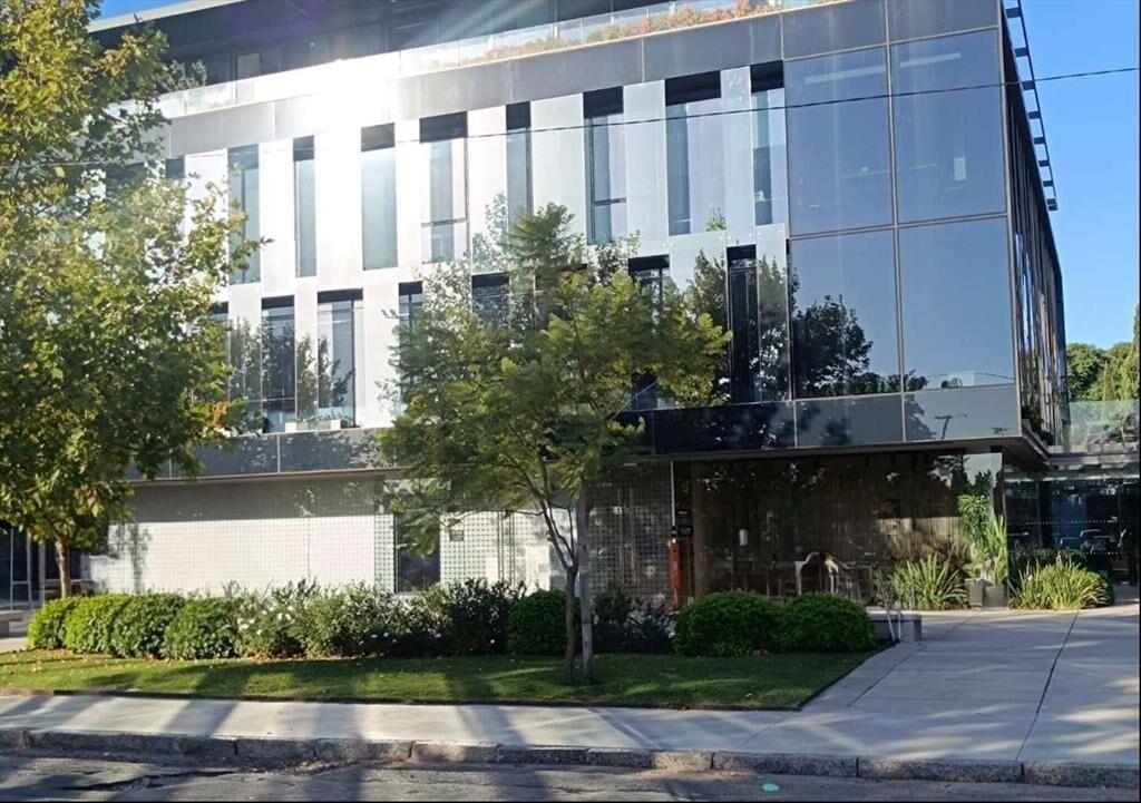 ALQUILER Local comercial de 150m2 para gastronomía en Carra