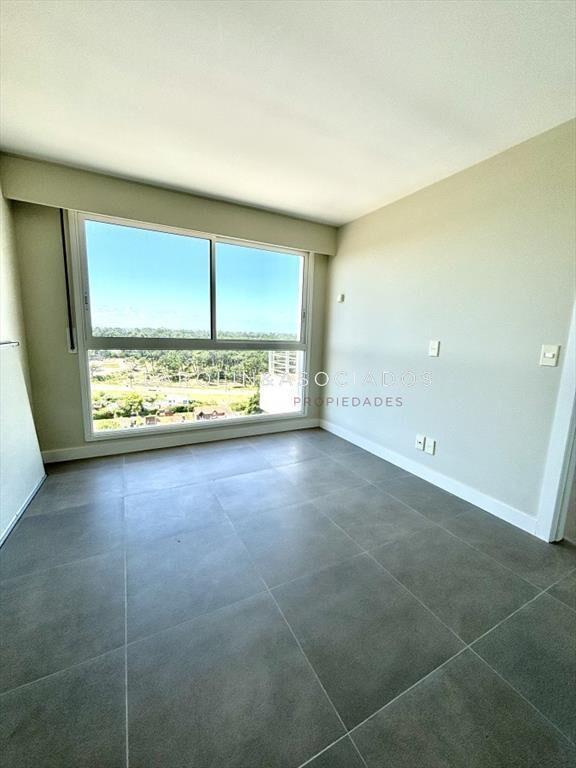 Venta de apartamento de 2 dormitorios en edificio Green Lif