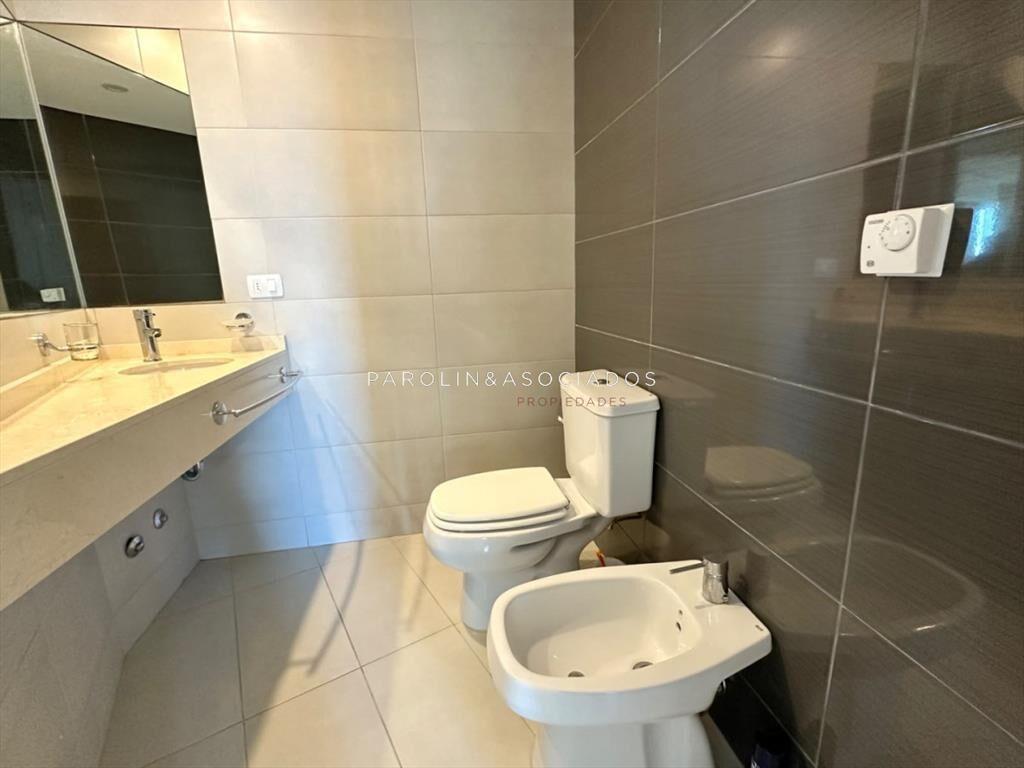 Departamento en Venta de 3 Dormitorios en Wind