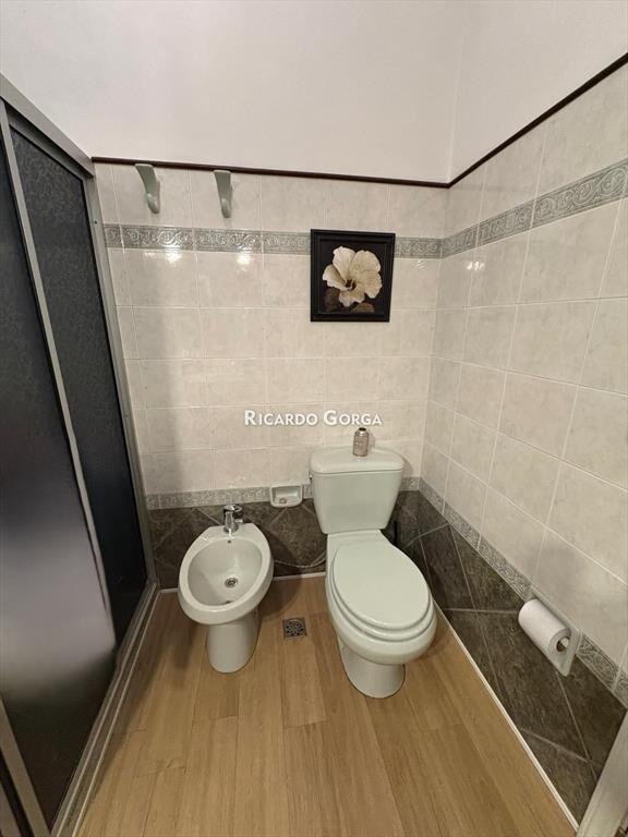 Venta Casa 3 dormitorios cochera fondo piscina parriller...