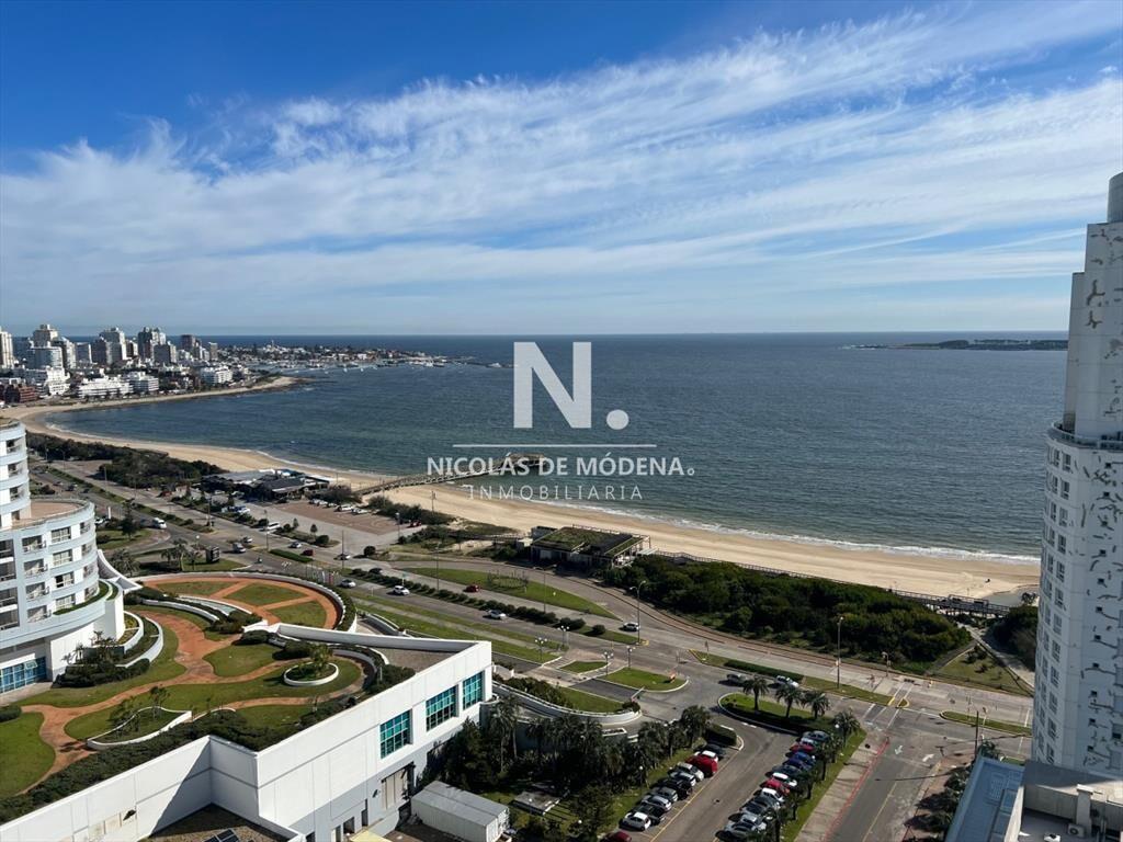 Apartamento en alquiler temporario Playa Mansa 2