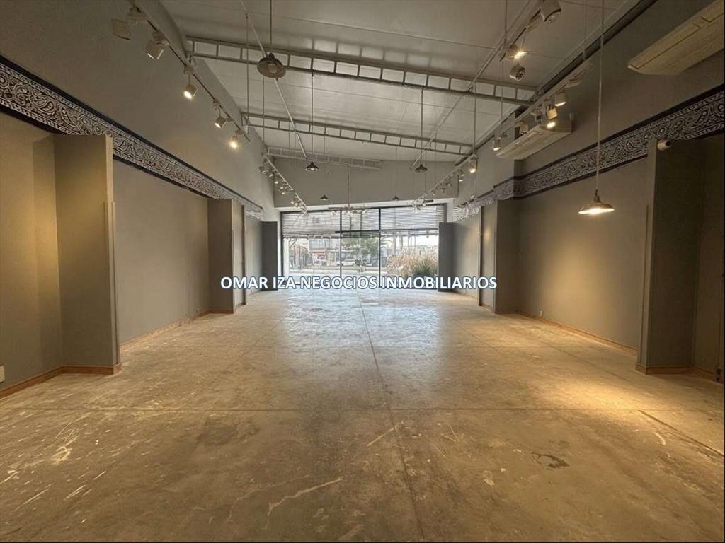 Alquiler local comercial sobre Av Italia, excelente ubicaci