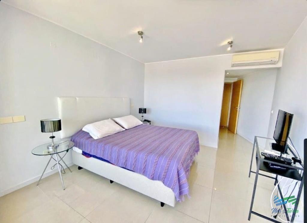 APARTAMENTO DISPONIBLE EN ALQUILER, CON SERVICIOS, 3 DORMIT