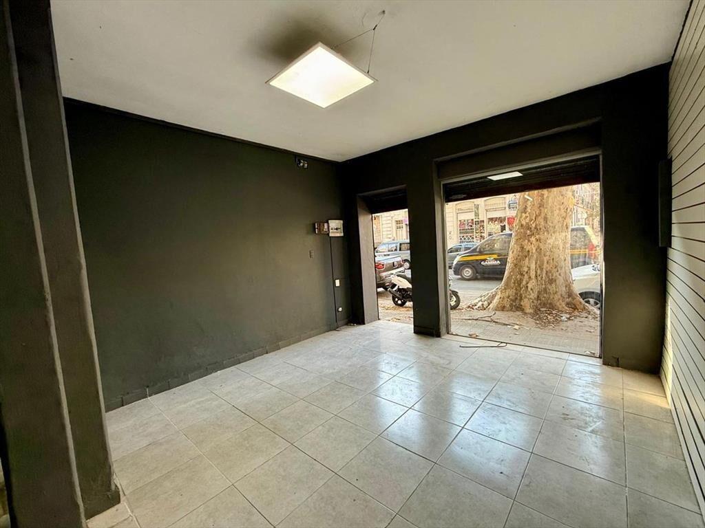 Venta local comercial Goes con renta