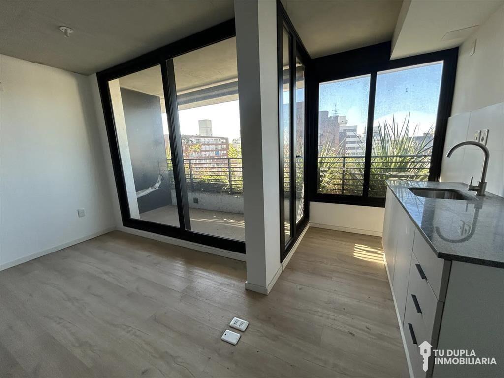 Venta 3 Dormitorios, 2 Baños Piso Alto A En