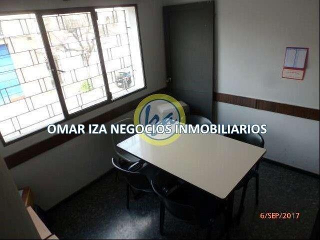 ALQUILER LOCAL COMERCIAL EN AGUADA PRIMERA LINEA, 1490M2, V