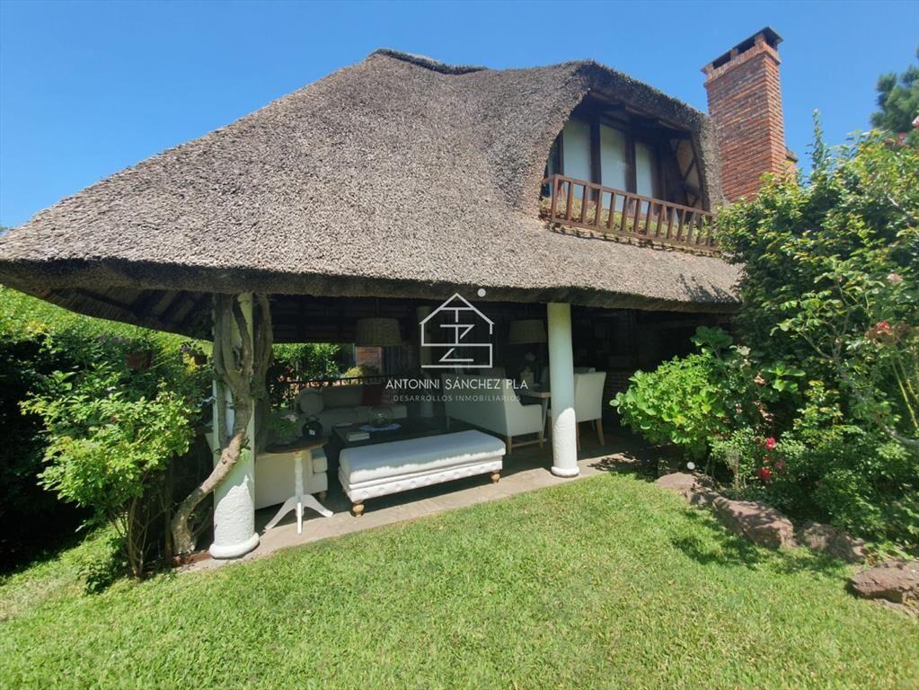 Casa en venta de 3 dormitorios,Pinares, Punta Del Este