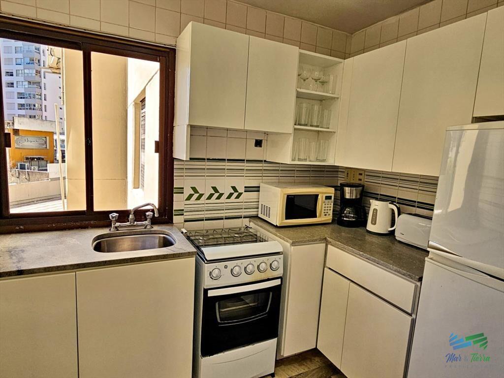 DEPARTAMENTO DE TRES DORMITORIOS EN VENTA, PUNTA