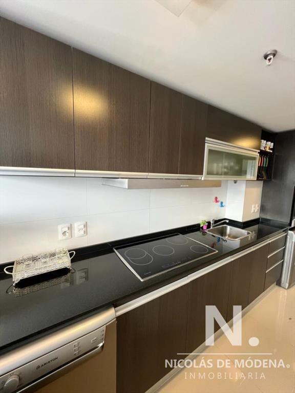 Apartamento de 3 dormitorios Forest Tower II en venta