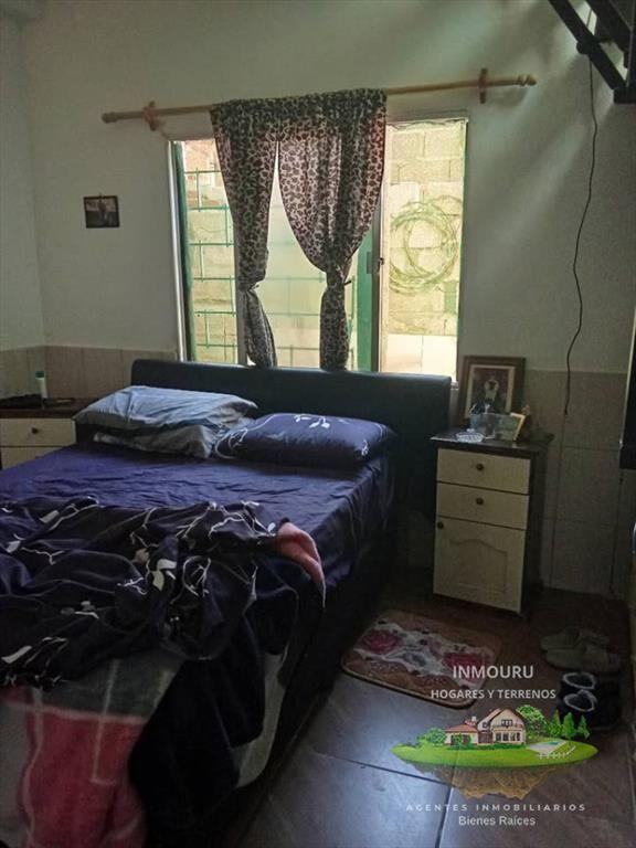Venta de casa de 2 pisos en Piedras Blancas