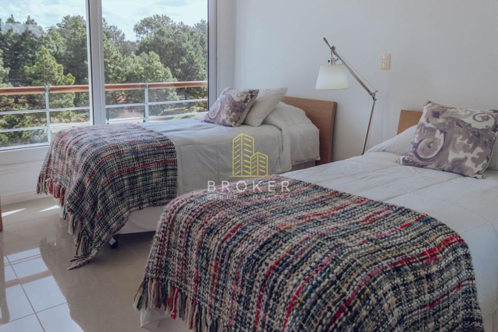 Venta apartamento 3 dormitorios mansa punta del