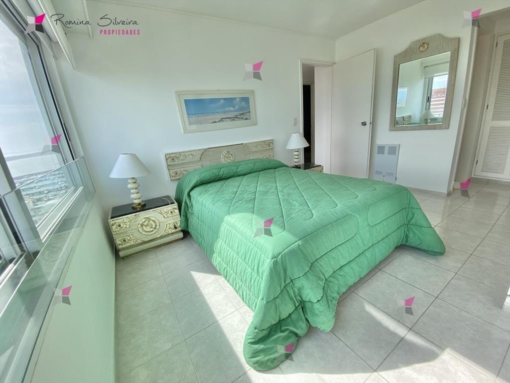 Apartamento en Peninsula, 3 dormitorios *