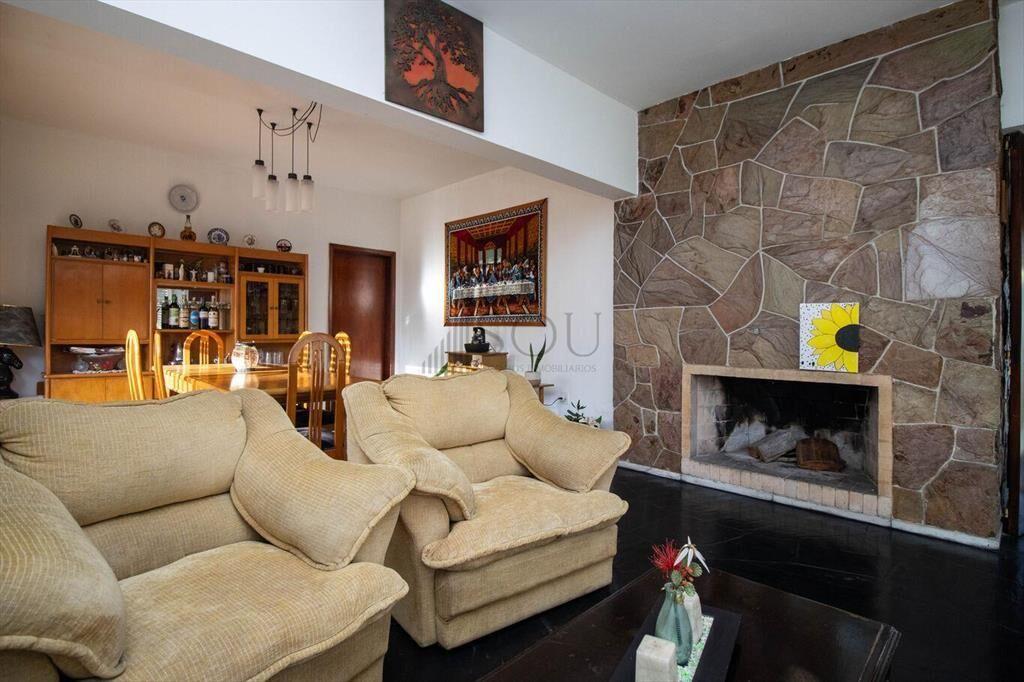 Venta Casa 4 dormitorios y apartamento independiente en Sol