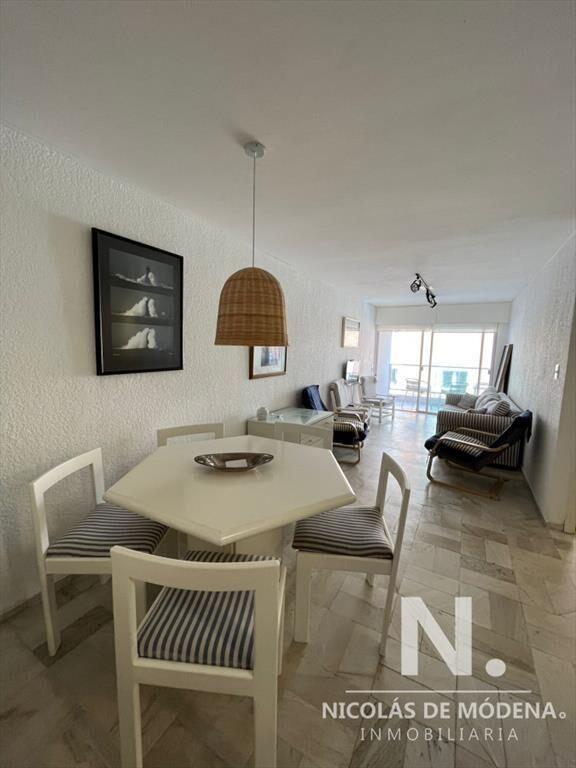 VENTA DE APARTAMENTO DE 1 DOMITORIO EN PENINSULA CON VISTA