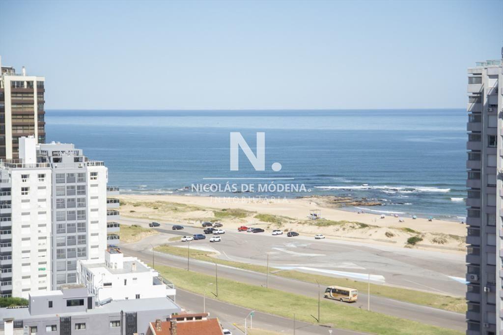 Departamento de 2 dormitorios en venta a ametros