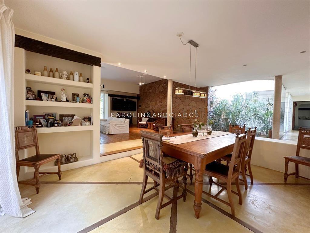 Hermosa propiedad en venta de 4 dormitorios en