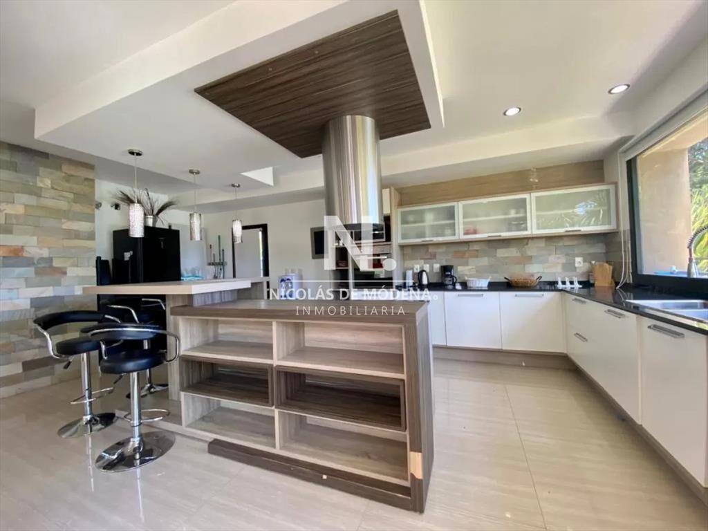 Hermosa casa en excelente zona