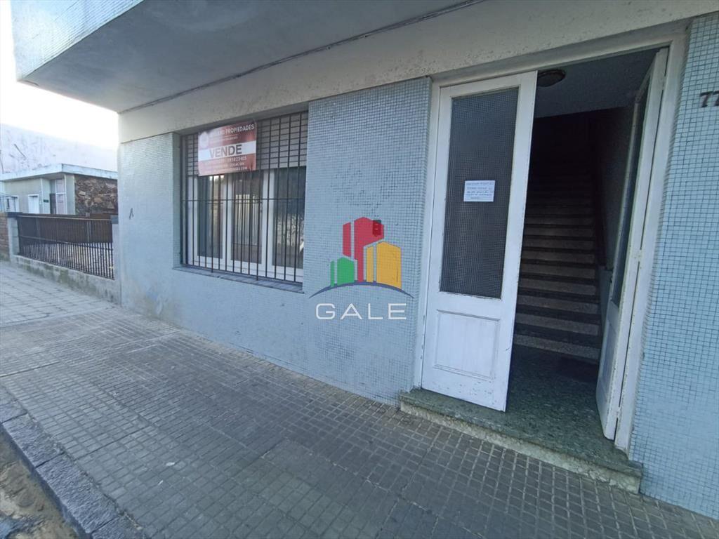 SE VENDE APARTAMERTO 1 DORM AMPLIO CENTRO DE