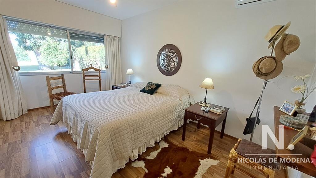 Espectacular Casa En Venta - Zona Rincón del Indio. Ref. 6