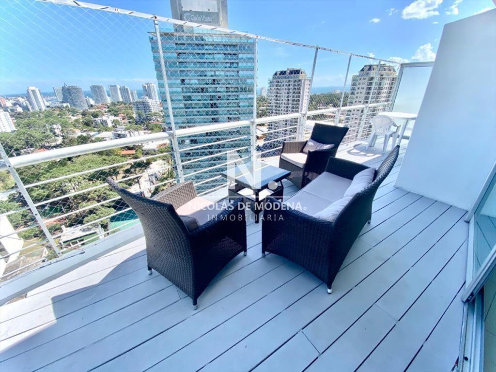 Apartamento en venta Punta del este. Torre