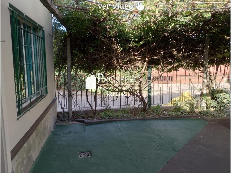 2142/1 Venta Casa 2dorm Prado norte Cochera