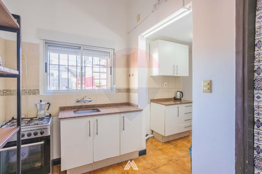 Venta Casa de altos en Jacinto Vera 3 D, terraza