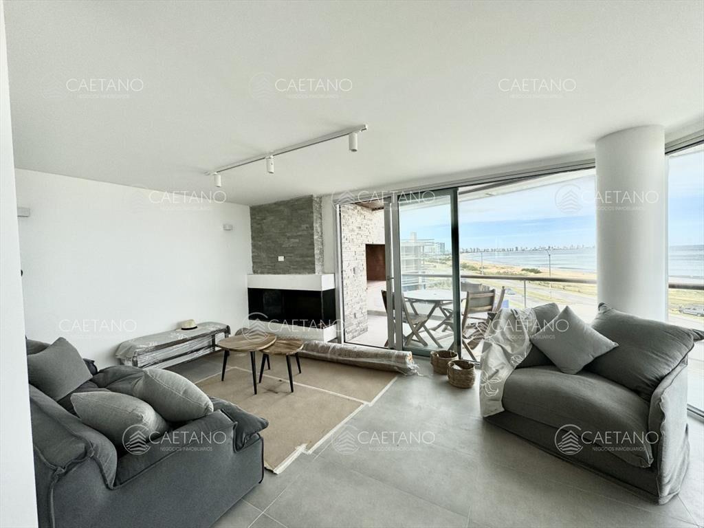 Venta Penthouse - 3 Dormitorios + Servicio -