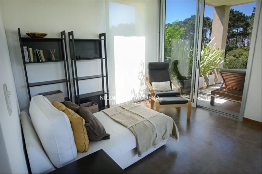 Vende casa en Rincon del Indio en Punta del Este de 5 dormi