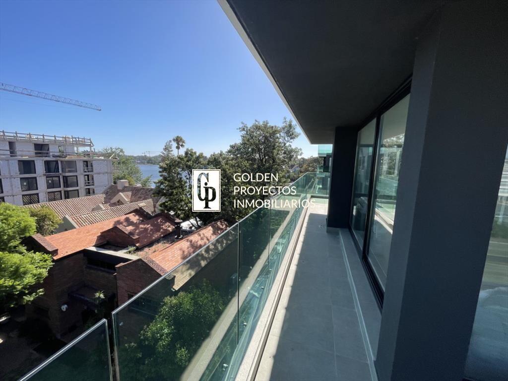 Apartamento en venta tres dormitorios y balcon en