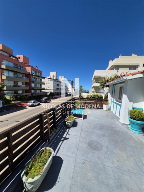 Casa de dos dormitorios en alquiler anual en Punta del Este