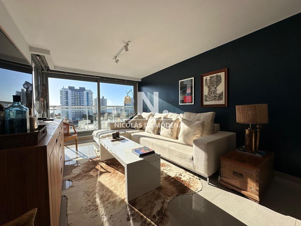 Vende departamento de 2 dormitorios finamente en