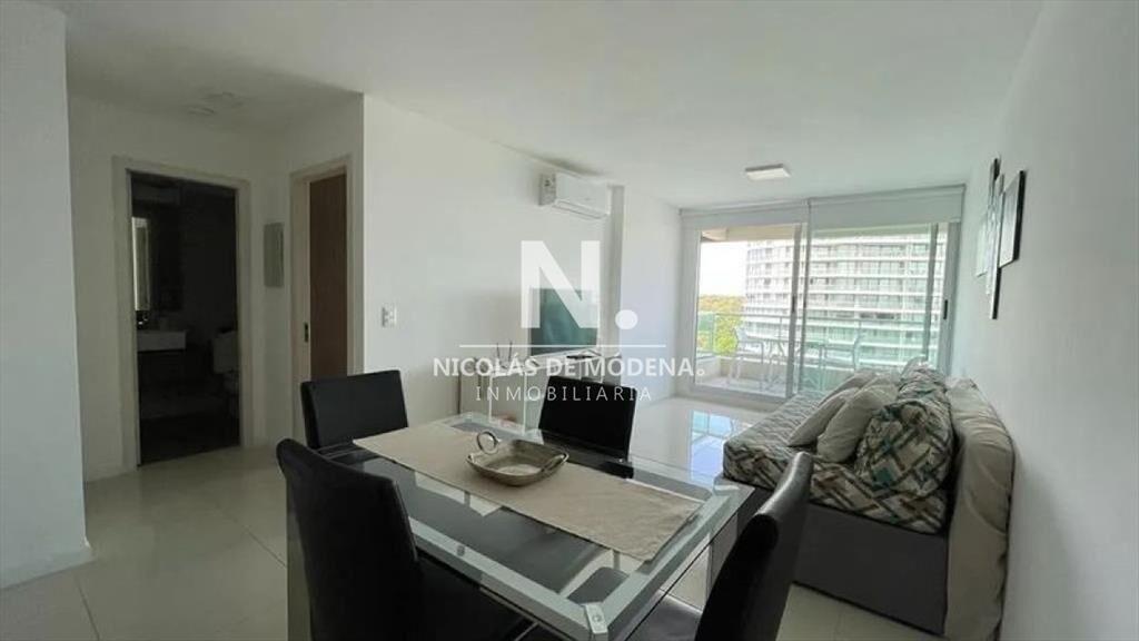 Departamento de 1 dormitorio en venta en torre