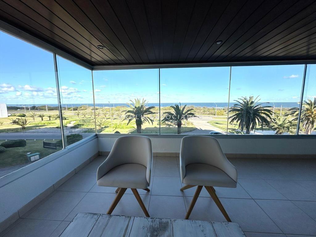 Departamento en venta de 4 Suites en Playa Brava,