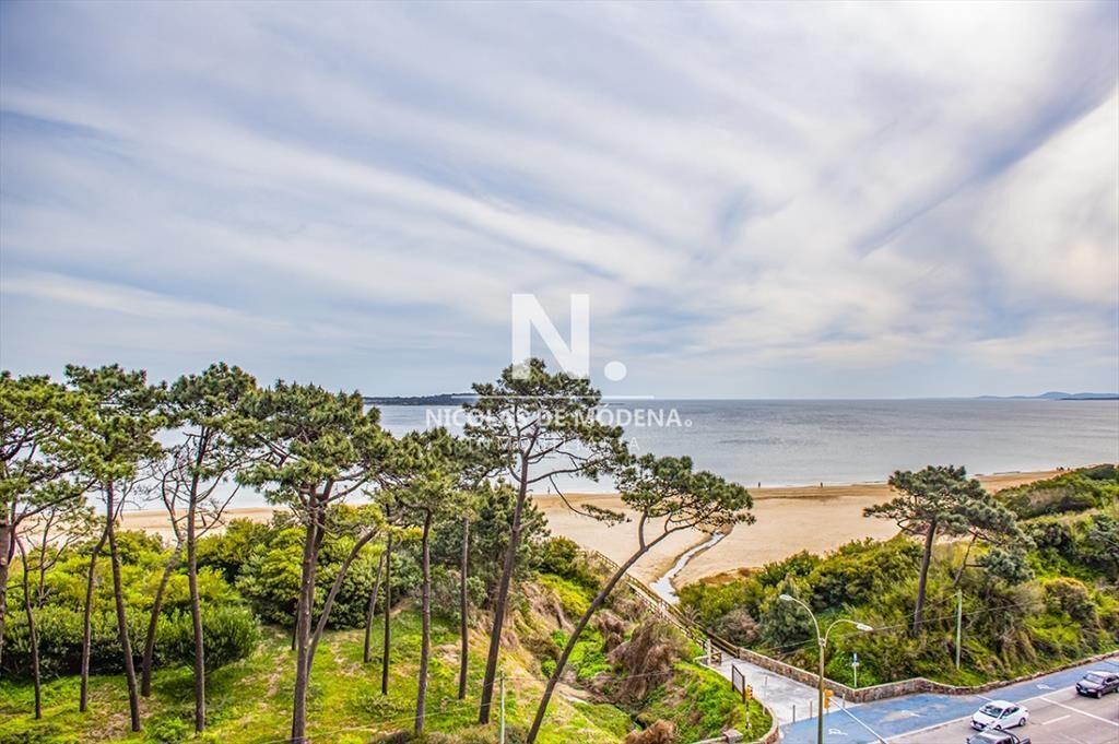 Hermoso Departamento en venta de 3 dormitorios.
