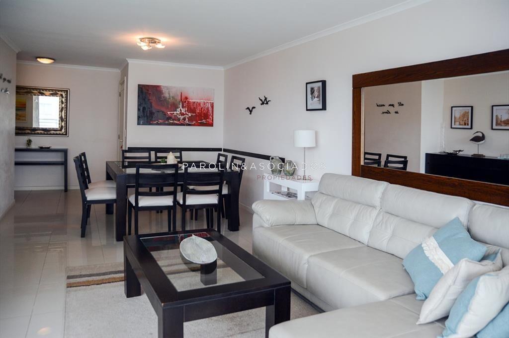 Departamento de 3 dormitorios en venta en Ocean Drive, Punt
