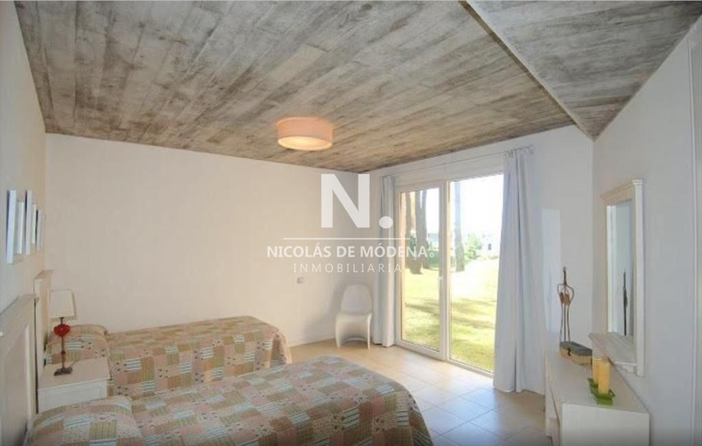 Casa en Laguna Blanca - La Barra