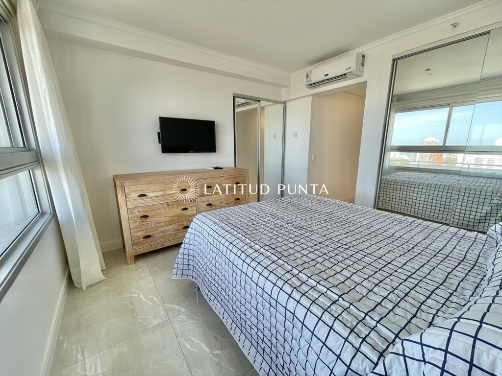 Apartamento en Mansa, 2 dormitorios, parrillero