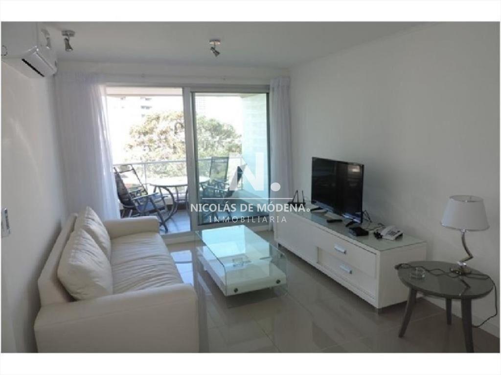 Apartamento en venta de 2 dormitorios, Punta del