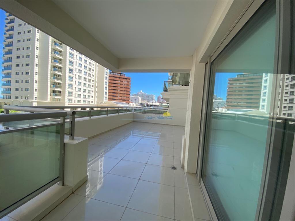 Apartamento en Alquiler de 2 dormitorios en Punta