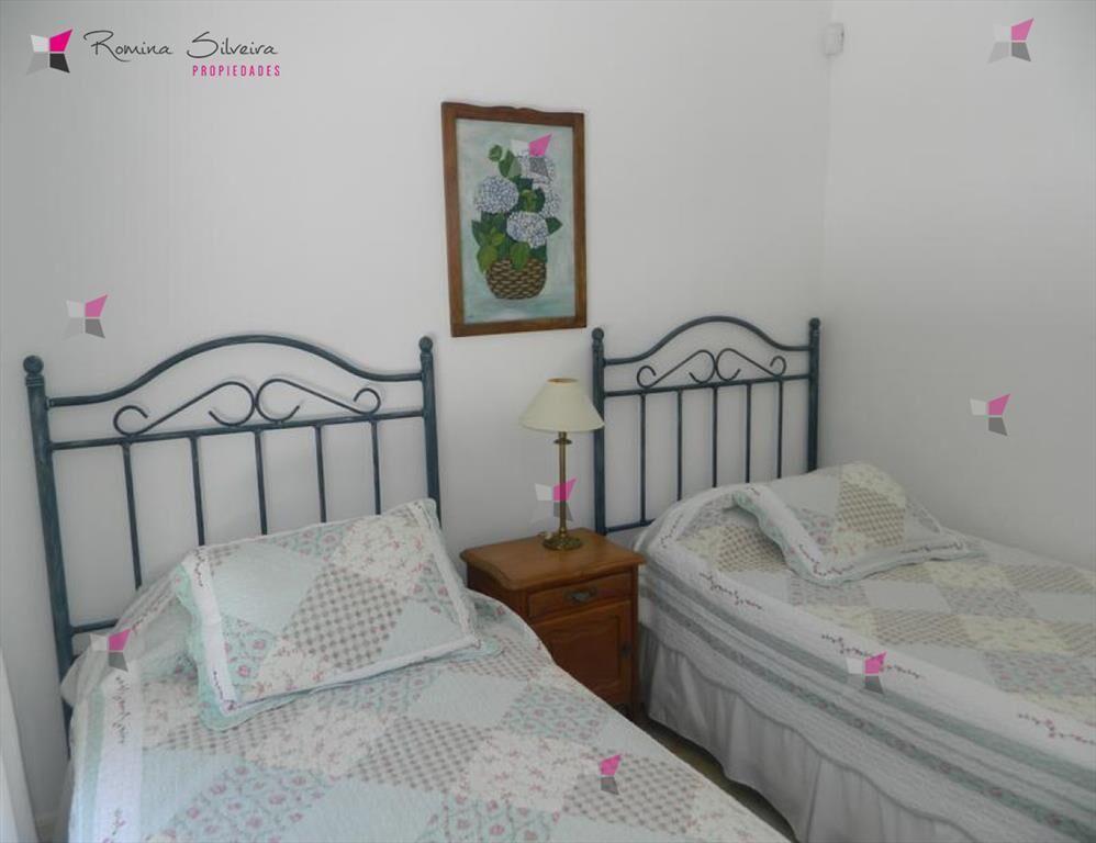ALQUILER TEMPORARIO DE CASA DE 3 DORMITORIOS EN LA BARRA PU