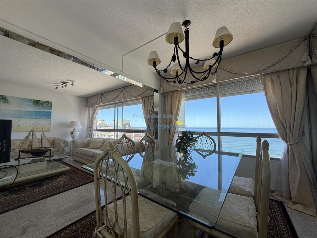 Apartamento en Venta de 2 Dormitorios en La , del
