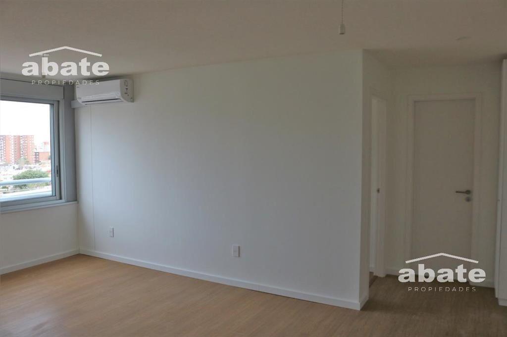 Venta apartamento 1 dormitorio en Piso alto con renta